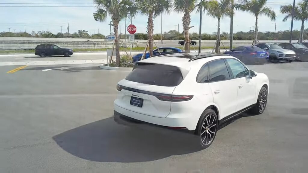 2023 Porsche Cayenne