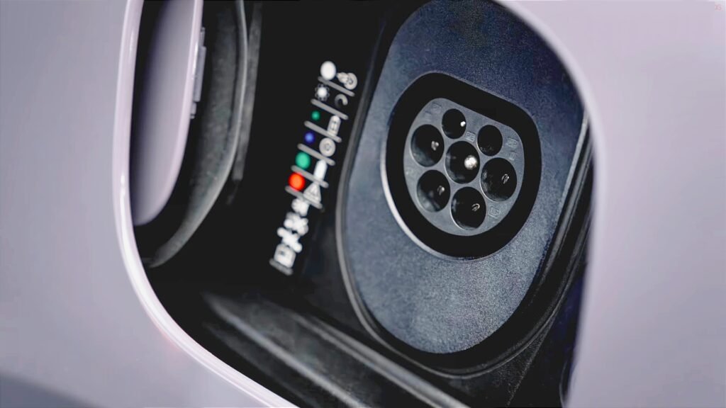 2025 Porsche Macan EV Battery life, range, and charging